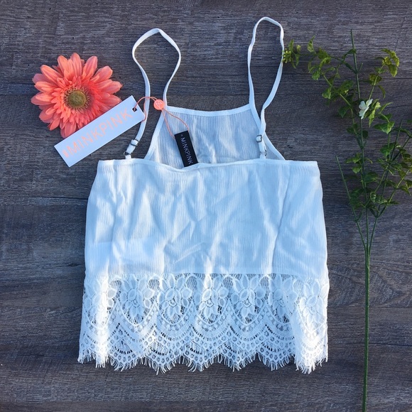 MINKPINK Tops - 🎈TAX SALE🎈MINKPINK LACE TRIM CROP TOP